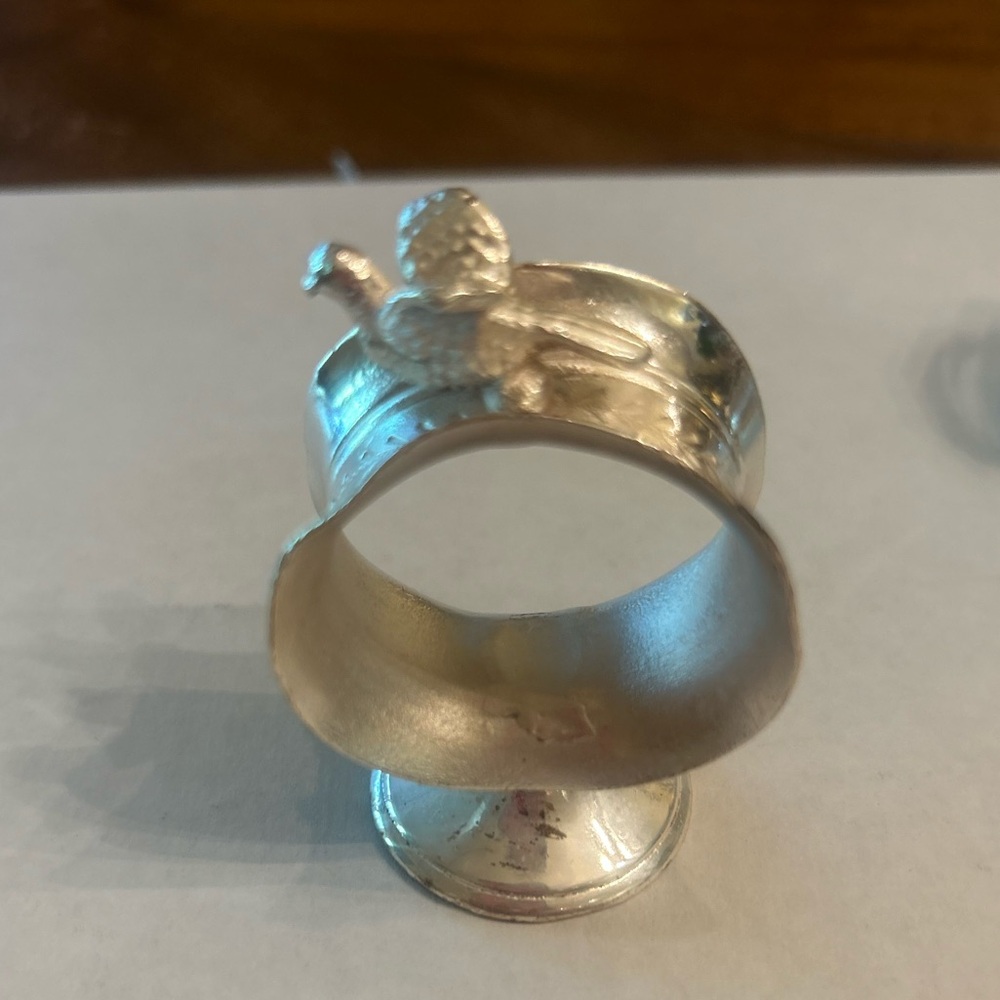Vintage Silverplate Figural Bird Napkin Ring Holder! 🦅